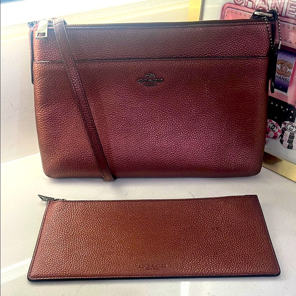 Coach journalist metallic crossbody and zip wristlet/wallet pebble leather EUC